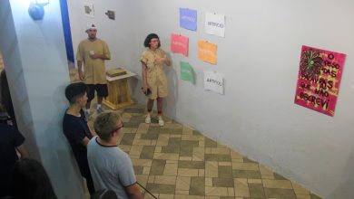 Exposição em Rio do Sul revela bastidores da criação artística inspirada no encontro dos rios