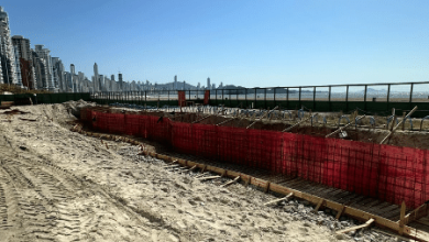 Orla de Balneário Camboriú ganhará muro invisível para conter colapso