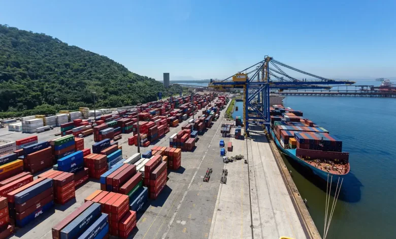 Tarifaço de Trump atinge apenas 36% das exportações do Brasil aos EUA; aviões, celulose e minério escapam