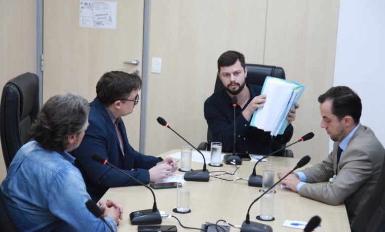 CPI do Esgoto agenda oitiva de Napoleão Bernardes e contrata consultoria de R$ 313 mil