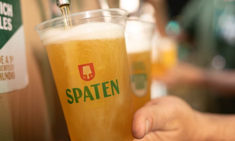 Netbar abre seletiva para atendentes na 40ª Oktoberfest Blumenau