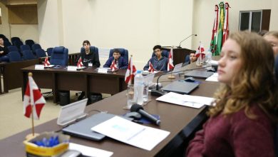 Parlamento Jovem leva ao plenário debates sobre infância, respeito e cidadania em Indaial