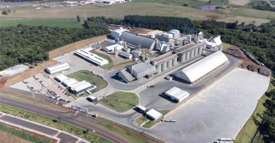 BNDES destina R$ 3,3 bilhões para impulsionar setor naval, rodovias e agroindústria em Santa Catarina