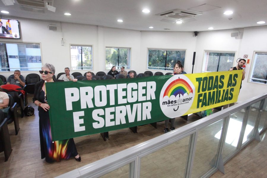 Vereadores e comunidade pressionam por avanço na pavimentação da Rua Erwin Manzke, em Blumenau