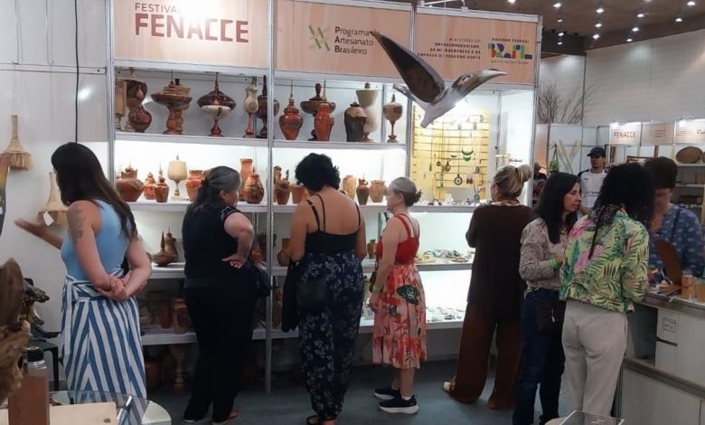 Artesanato catarinense fatura mais de R$ 89 mil na Fenacce 2025 em Fortaleza