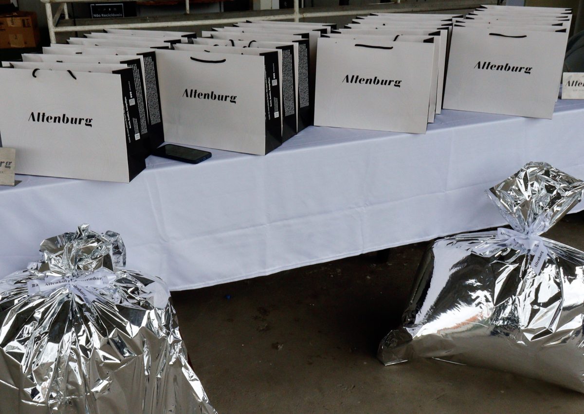 Blumenau celebra união de 250 casais em Casamento Coletivo