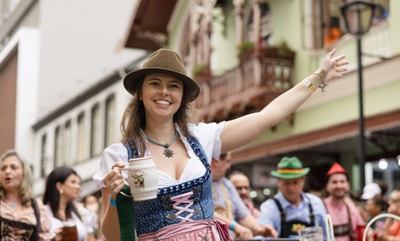Desfiles da 40ª Oktoberfest: inscrições do Grupo Blumenau começam hoje