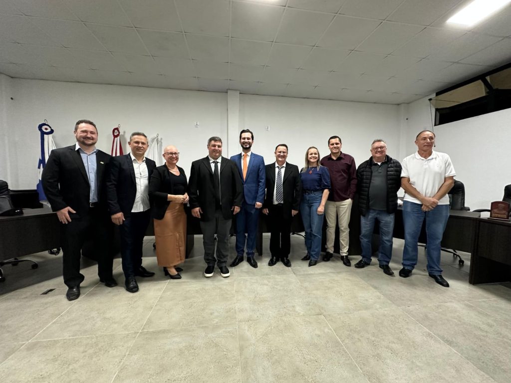 Presidente da Câmara assume interinamente comando da Prefeitura de Ascurra