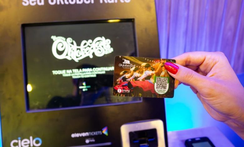 Oktoberfest Blumenau 2025: Festa, solidariedade e tecnologia no cartão cashless