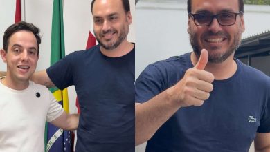 Carlos Bolsonaro visita Blumenau e fortalece laços com vereador Flavinho