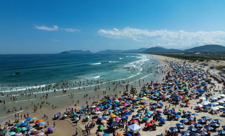 Santa Catarina alcança crescimento recorde no turismo internacional em 2025