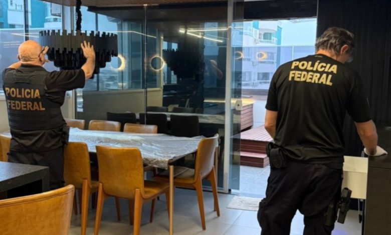 Suspeitos de tráfico internacional de cerca de 70 mulheres são alvo de megaoperação em SC e outros estados do Brasil