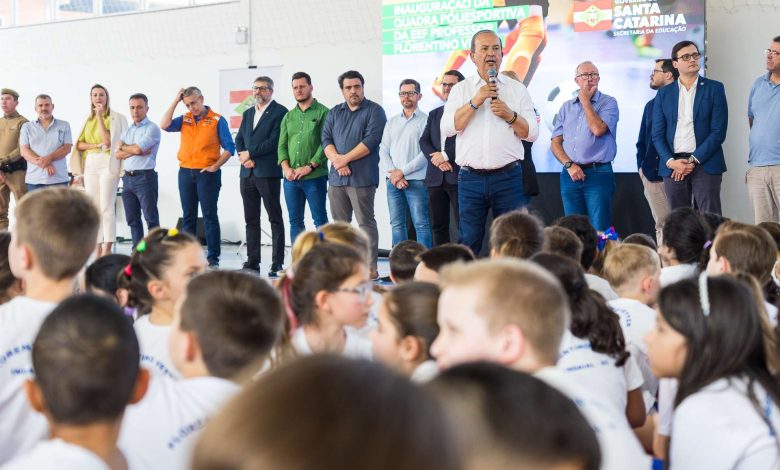 Indaial recebe nova quadra poliesportiva e investimentos para prevenção de enchentes