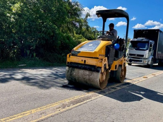 Operação Tapa-Buraco volta à Rua Dr. Blumenau, em Indaial