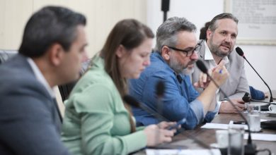 Três projetos recebem sinal verde nas comissões da câmara de Blumenau