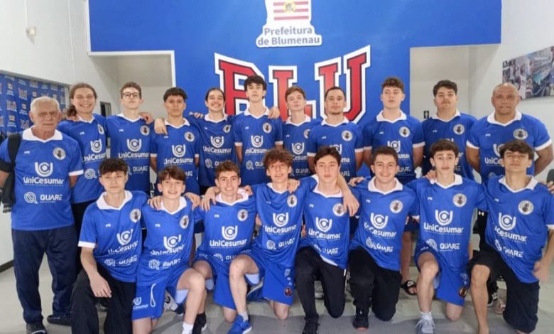 Atletas de Blumenau competem na etapa regional da Olesc