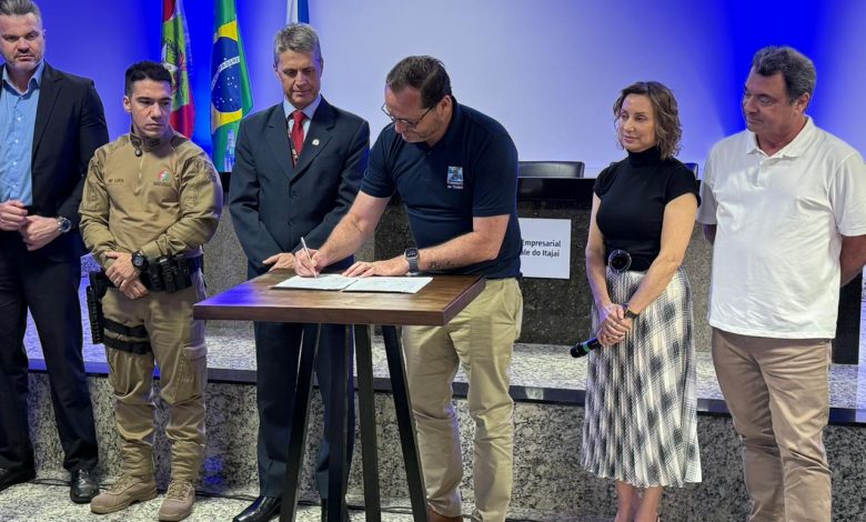 Timbó firma parceria com o Governo do Estado e assina Termo de Cooperação para reforçar a segurança pública