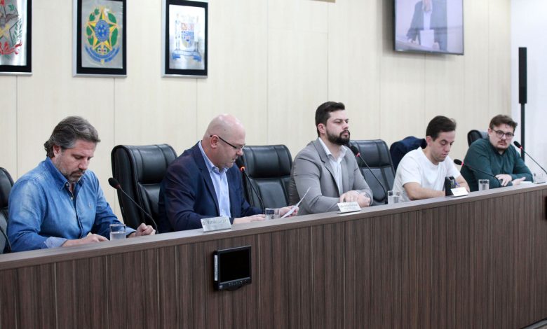 Representantes da Agir prestam depoimento à CPI do Esgoto nesta terça-feira em Blumenau