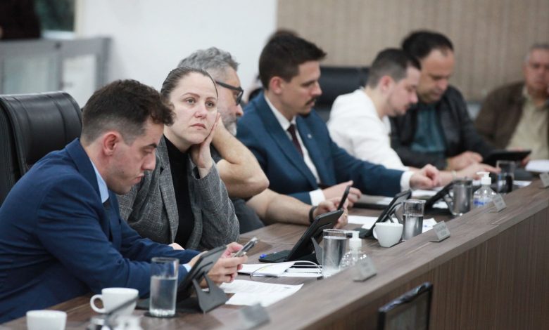 Câmara de Blumenau aprova projeto que pune ocupações irregulares e reforça ações em áreas de risco