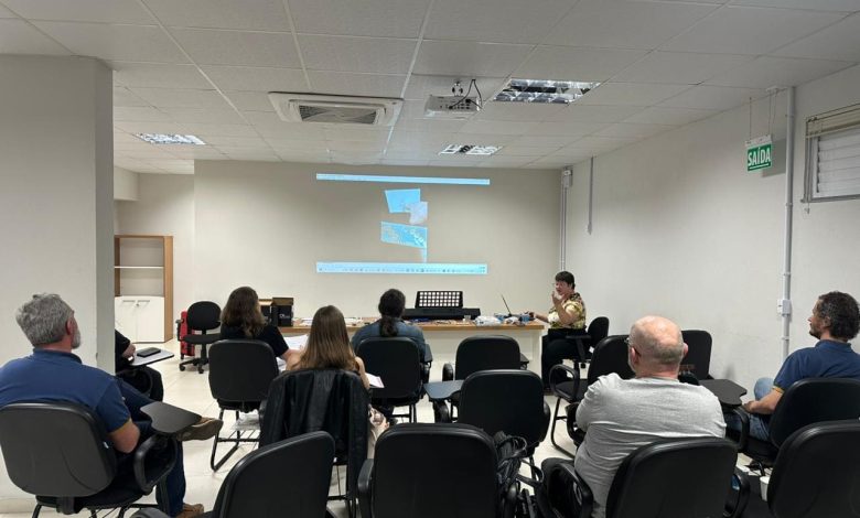 Professores de música de Timbó participam de formação sobre inclusão no ensino musical