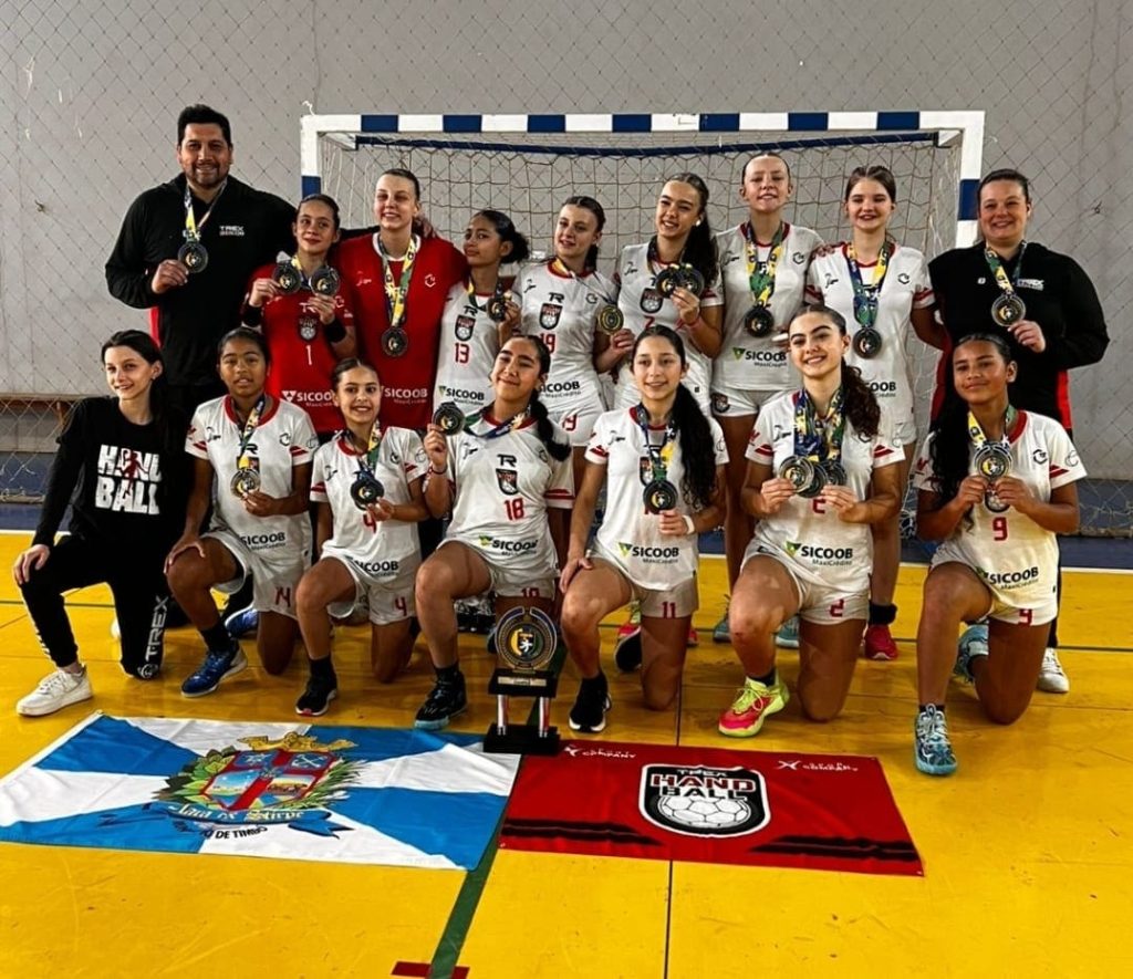 Timbó-Rex é campeão invicto da copa sul mirim feminina 