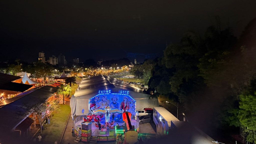 Parque de diversões da Festa do Imigrante garante alegria para toda a família