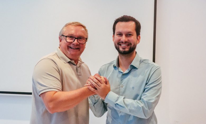 Arão Josino, prefeito de Ascurra, assume presidência do Turismo do Vale Europeu