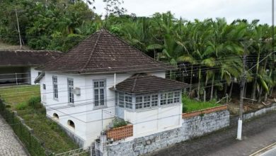 Rodeio adquire antigo prédio da CELESC no centro e prepara novos projetos municipais