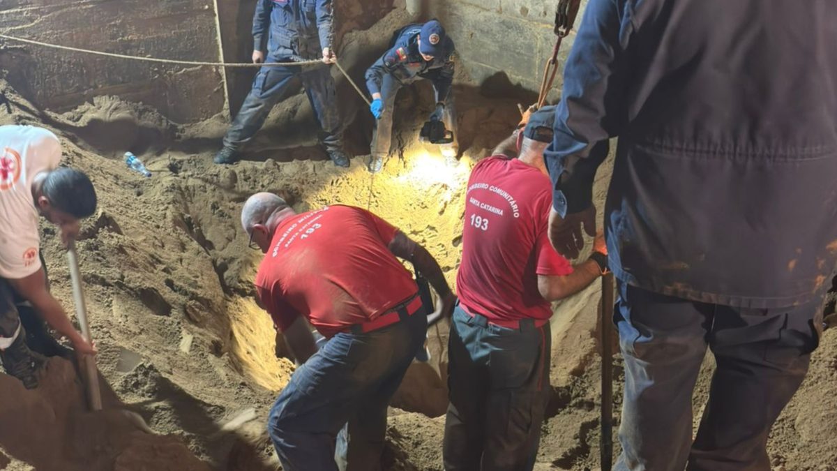 Homem morre soterrado dentro de silo de ração em Rio do Sul