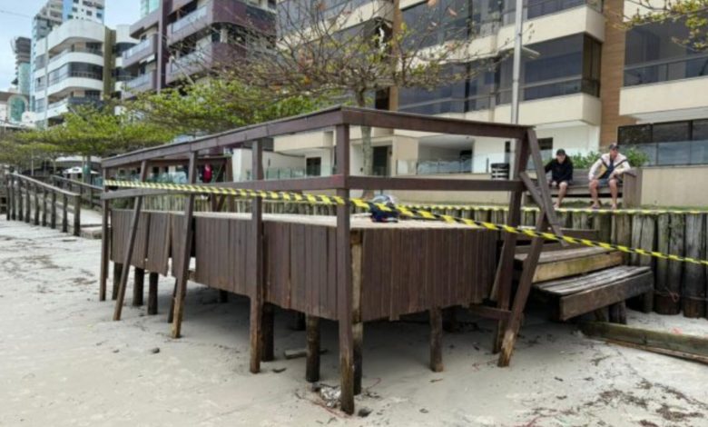 Itapema pode decretar emergência após destruição causada pela ressaca