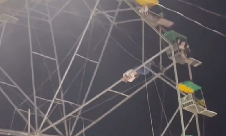 Homem fica pendurado em roda-gigante após cadeira travada se abrir na ExpoQuinari