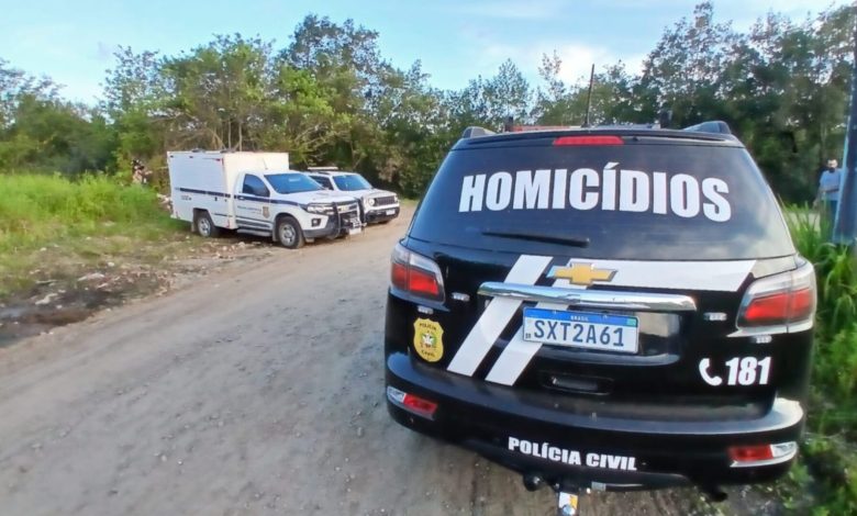 Corpos de casal são encontrados em mangue de Joinville com sinais de violência