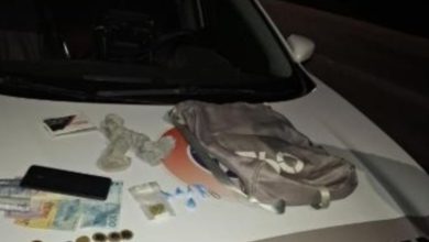 Tráfico de drogas: homem é preso com cocaína, maconha e dinheiro em Benedito Novo