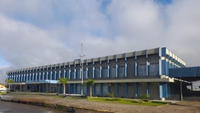 Funcionários intoxicados por refrigerante em SC relatam sonolência, lapsos de memória e tontura