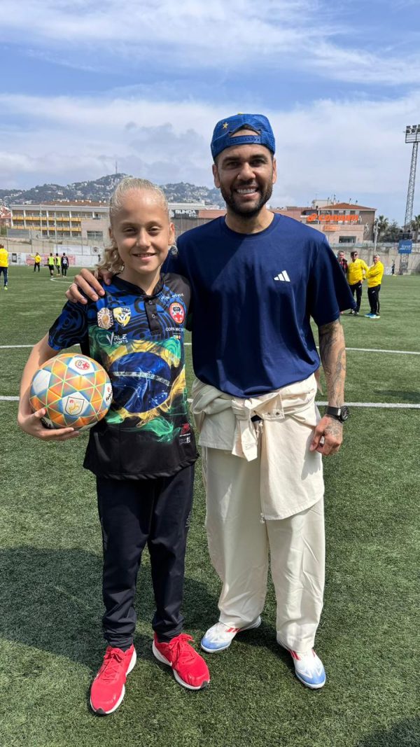 Timbó recebe avaliação gratuita para jovens atletas com chance de jogar na Europa