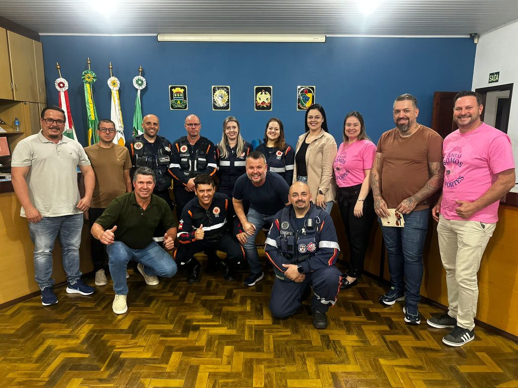 Câmara de Apiúna aprova debates sobre saúde, infraestrutura e direitos das mulheres em sessão desta segunda-feira