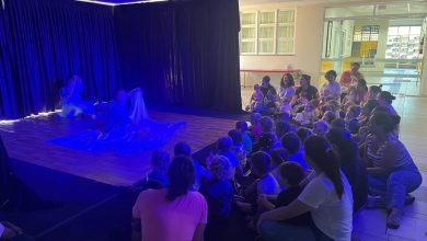 Teatro para bebês encanta crianças e inspira professores em Indaial