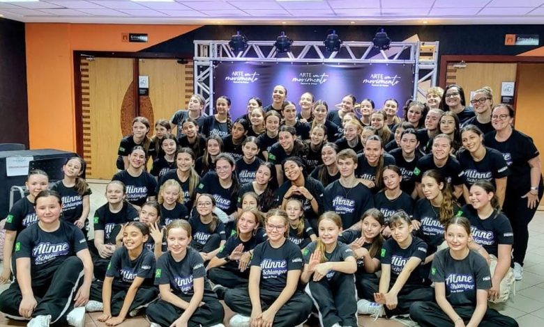 Grupo Alinne Schlemper, de Timbó, conquista 3 ouros e é eleito melhor grupo sênior no Festival Arte em Movimento