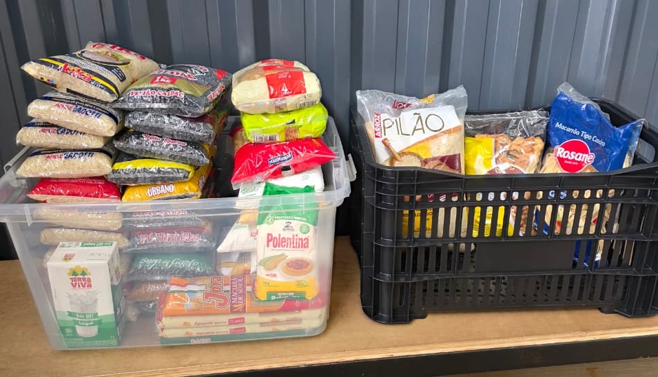 Festival de Natação da Academia Menfis promove integração e solidariedade em Timbó