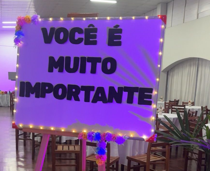 Rodeio investe R$ 60 mil em novos livros e celebra o trabalho dos profissionais da educação