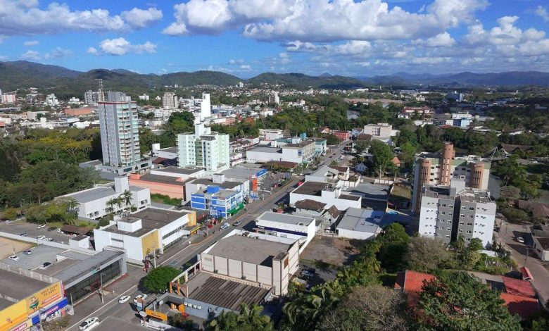 Timbó investe R$ 300 mil em projetos sociais e esportivos voltados à infância e adolescência