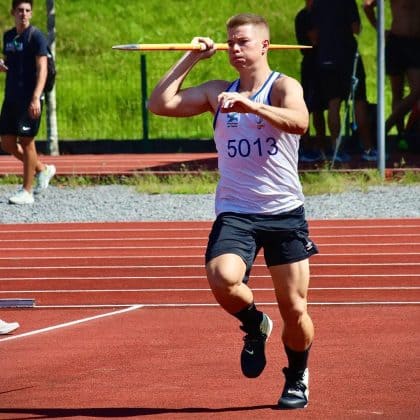 Atleta timboense disputa Sul-Americano Sub-20 e leva o nome do Brasil ao pódio no Peru