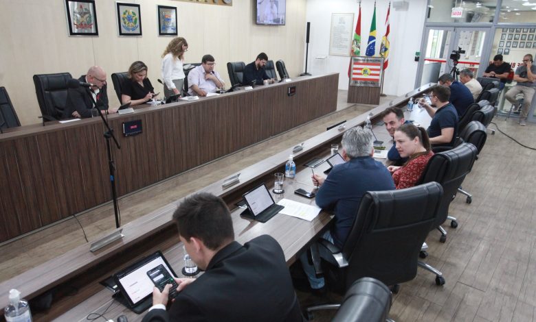 Câmara de Blumenau aprova aviso prévio antes do corte de água por inadimplência