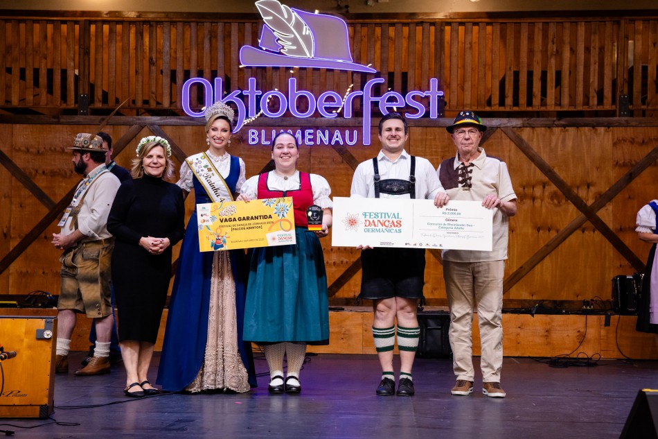 Festival de Danças Germânicas encerra com sucesso e celebra parceria inédita entre Oktoberfest e Festival de Dança de Joinville
