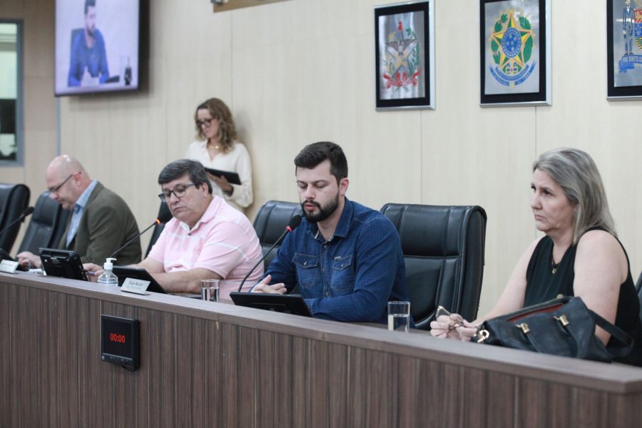 Câmara de Blumenau aprova mudanças em lei sobre estágio de alunos de Medicina da Furb