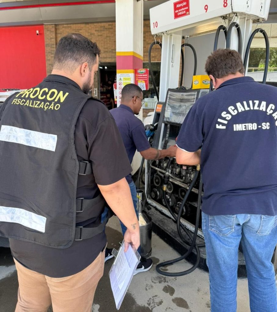 PROCON de Indaial, ANP e IMETRO/SC realizam operação conjunta em postos de combustíveis