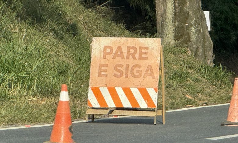Trânsito na BR-470 em Blumenau tem operações de Pare e Siga por conta das obras de duplicação
