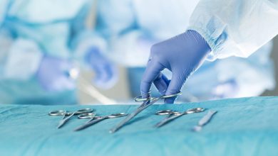 Médico é condenado a 17 anos por cobrar para furar fila de cirurgias do SUS em SC