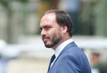 “Não é uma simples escolha”: Carlos Bolsonaro confirma pré-candidatura ao Senado por Santa Catarina