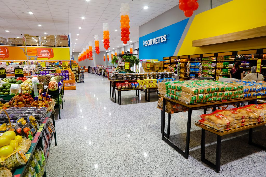Preceiro Atacadista reinaugura loja de Indaial após investimento de R$ 5 milhões